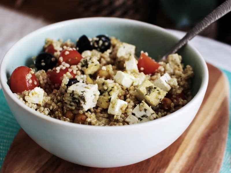 Quinoa bowl tomate feta une recette méditerranéenne By Opaline